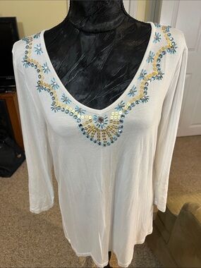 V-Neck White Tunic Top with Blue and Gold Sequin Detail